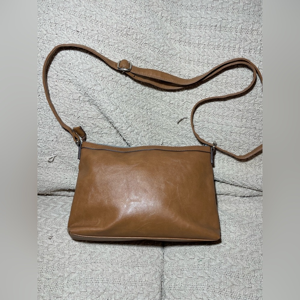 Relic Brown Crossbody Bag with Zipper Accents - Picture 3 of 6